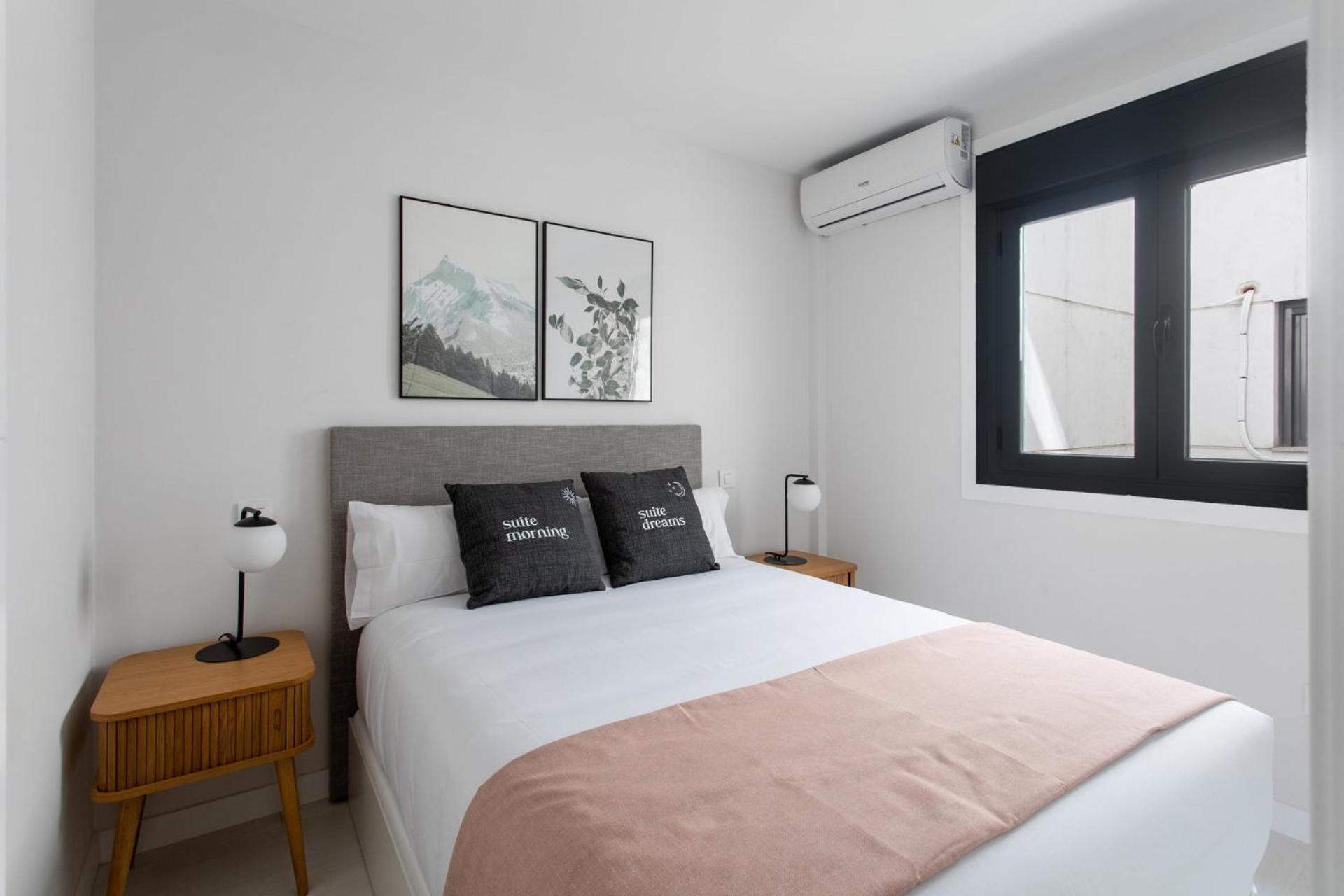 One-Bedroom Apartment,1550230465:JPEG